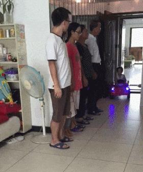 搞笑gif妹子的内心是崩溃的,搞笑gif妹子原来是个逗比