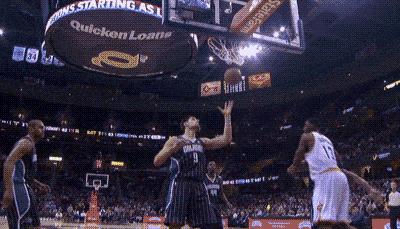 欧文无解的过人,欧文过人细节分析