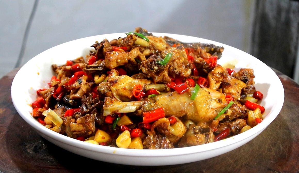 简单炒鸡肉最好吃的做法,怎么炒鸡肉好吃又简单又好看