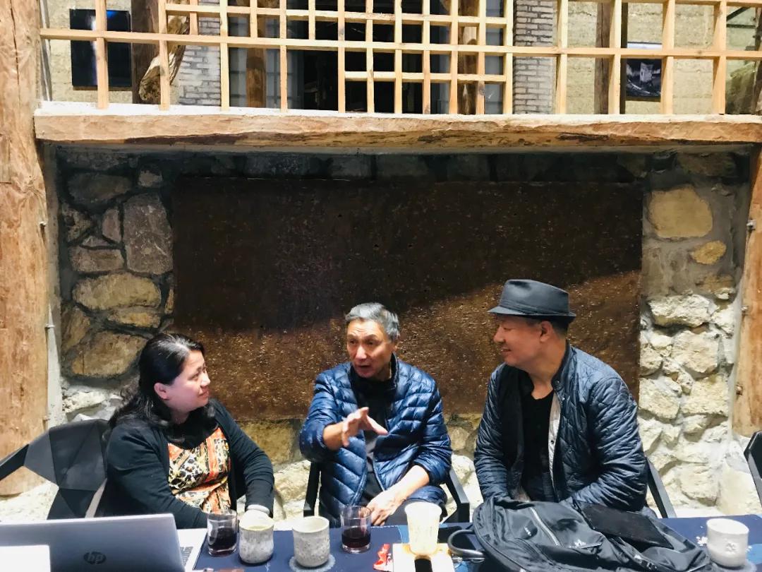 娲睙鑹烘湳璁哄潧,娲睙鏍囧織璁捐