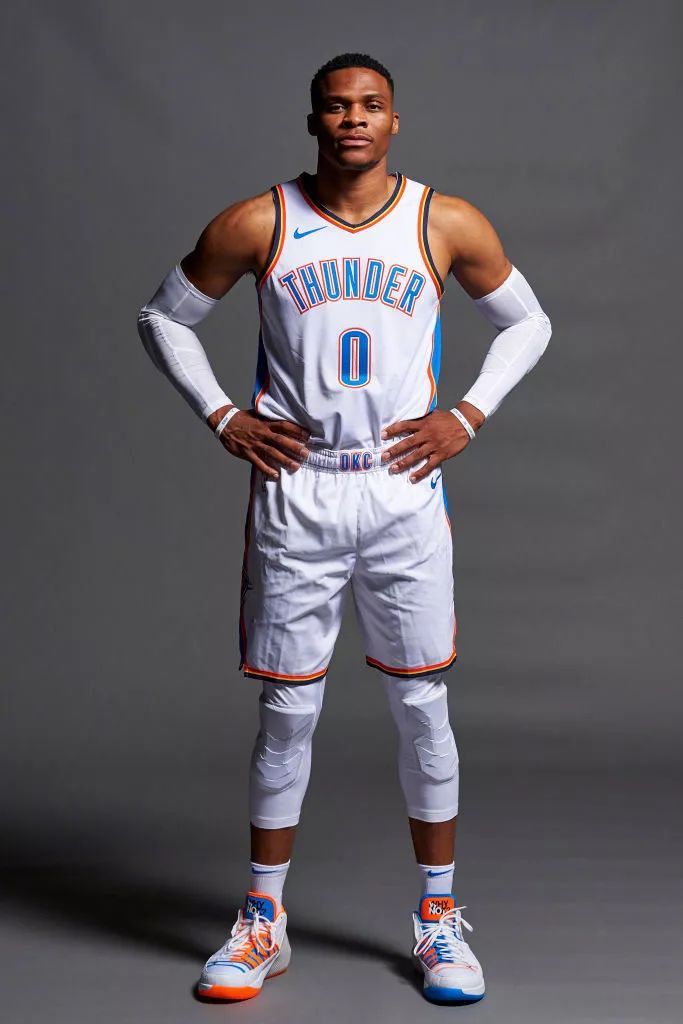 盘点那些一年身高暴涨的nba球星,身高突变的10位nba球星