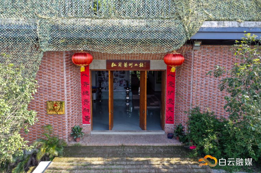 走在乡间小路观赏田园风光体验,看田园风景品乡间生活尝农家美食