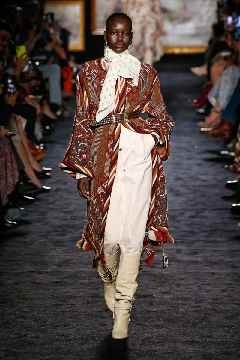 etro刺绣款,etro佩斯利花纹包