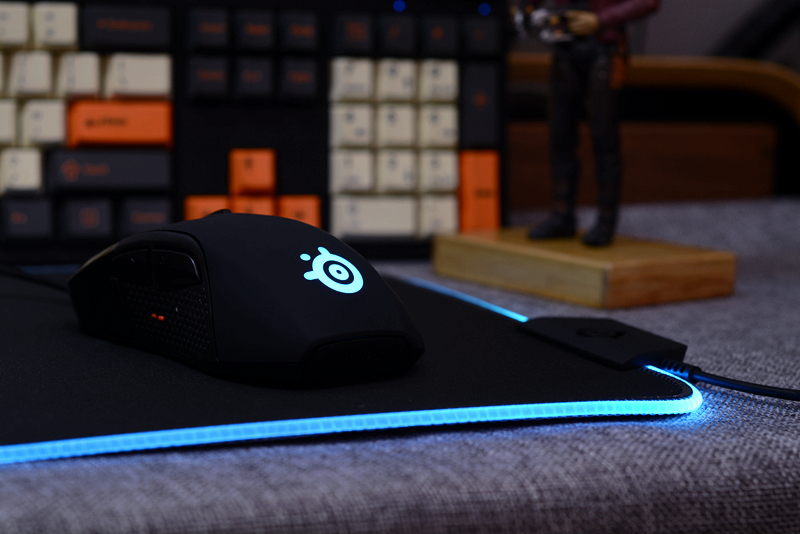 rgb灯条游戏鼠标垫,rgb发光鼠标垫推荐