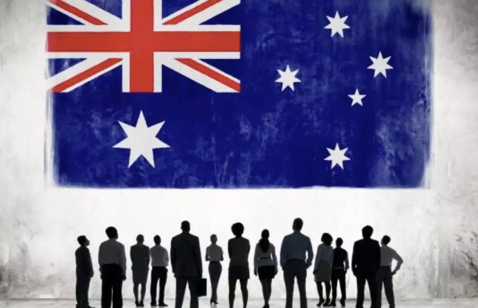 同等收入国内与国外生活对比,国内生活好还是在澳洲生活好