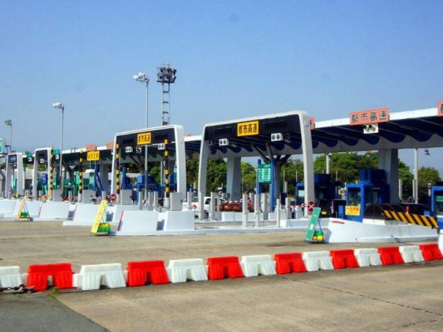 高速收费员为什么工资不高,高速公路收费员为什么那么累