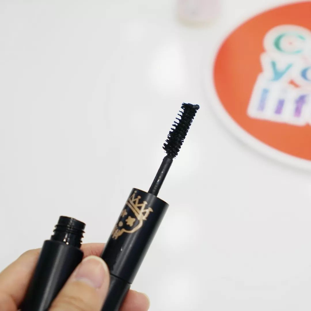 圣诞节可以化什么妆容,圣诞节该化什么妆才好看