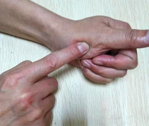 整夜睡不着是肝火还是胃火,肝火旺睡觉质量差是虚火还是实火