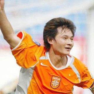 足球大帝李毅完整版,足球之夜讲述李毅大帝的故事