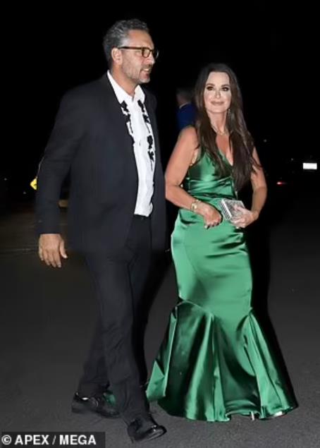 美国名媛卡戴珊大婚,美国名媛婚礼