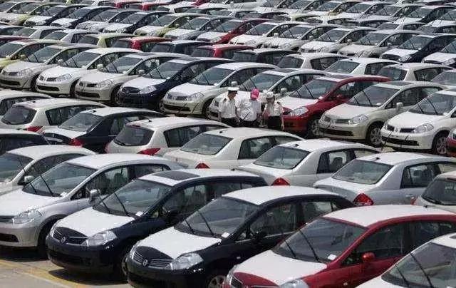 4s店为什么有6个月以上库存车,4s店铺半年前的库存车能买吗