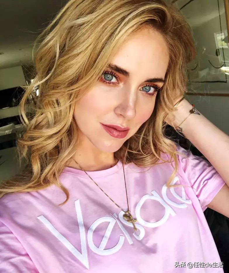 没有睫毛膏怎么化妆好看,怎么化妆不需要眼影睫毛膏