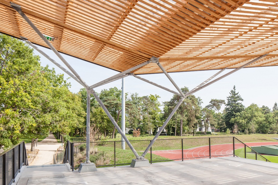 PhilippeMahut体育场看台，法国