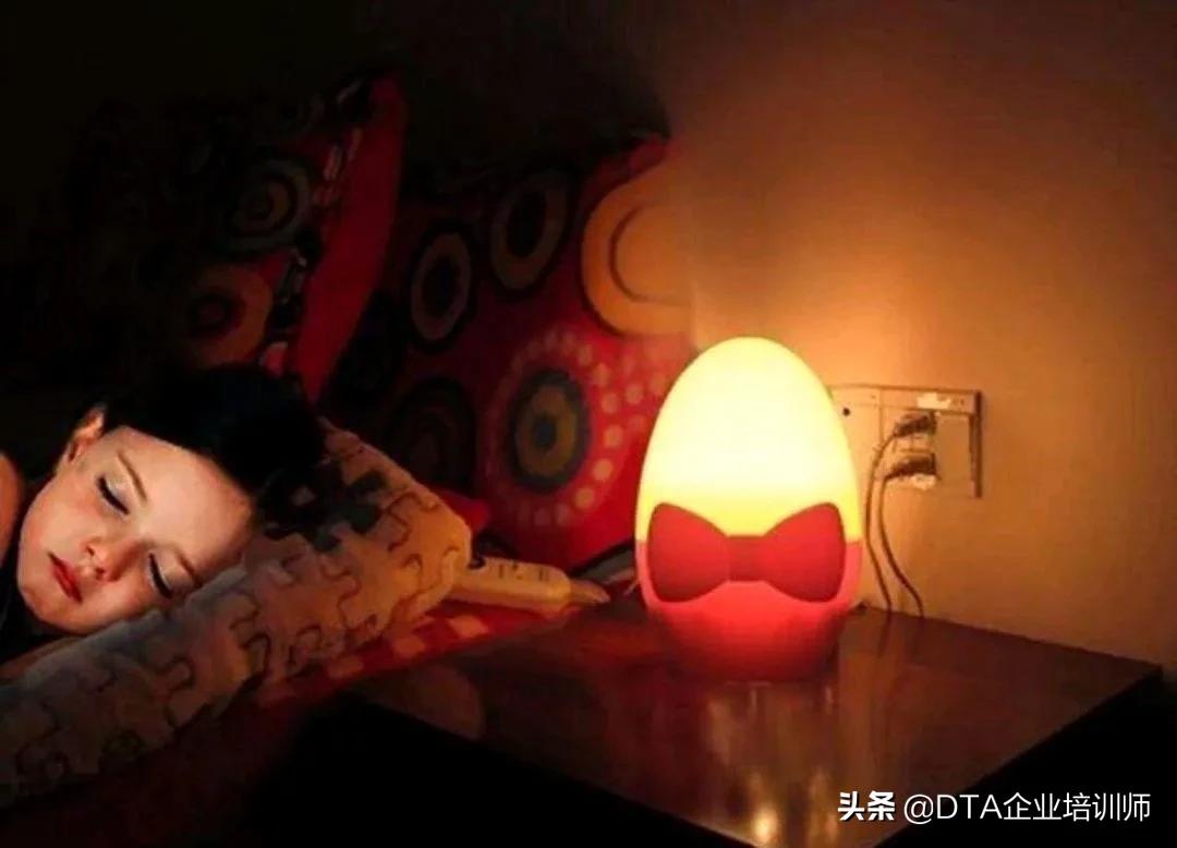 几点起床最佳睡眠时间,睡眠周期的起床点在哪里