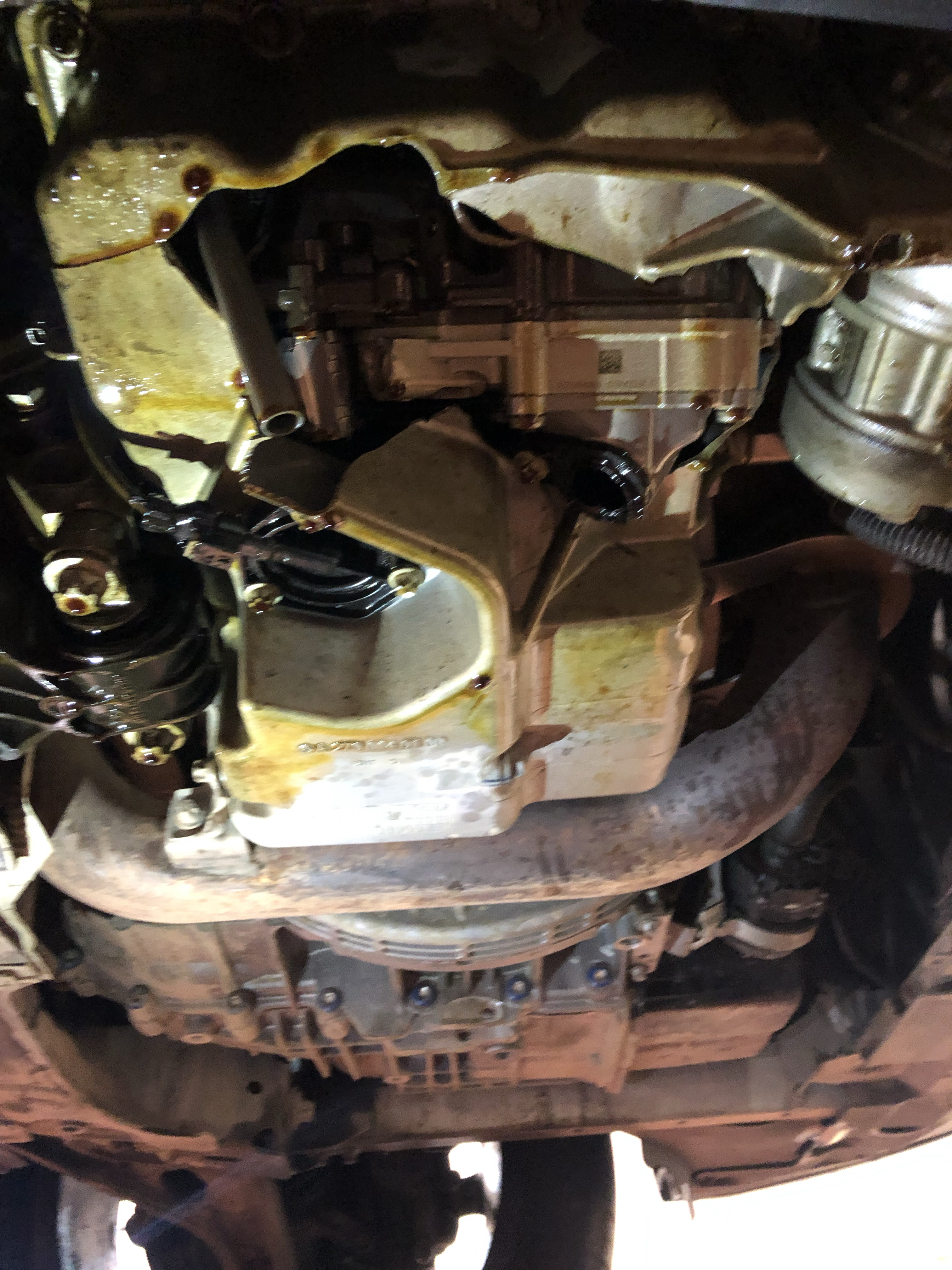 奔驰GLA正常行驶突然爆缸,质量问题频发的奔驰将走向何方?