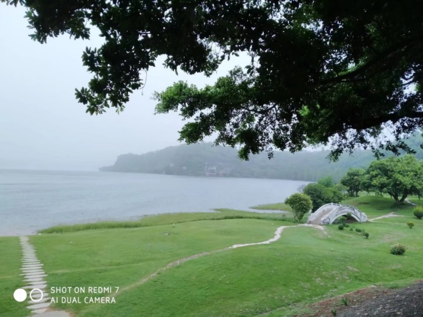 敲落一段星光谱一曲马背上的牧歌