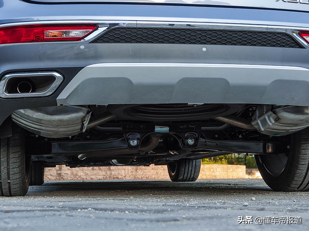 捷途x702020款1.5t手动悦行版7座,2020款捷途x70plus