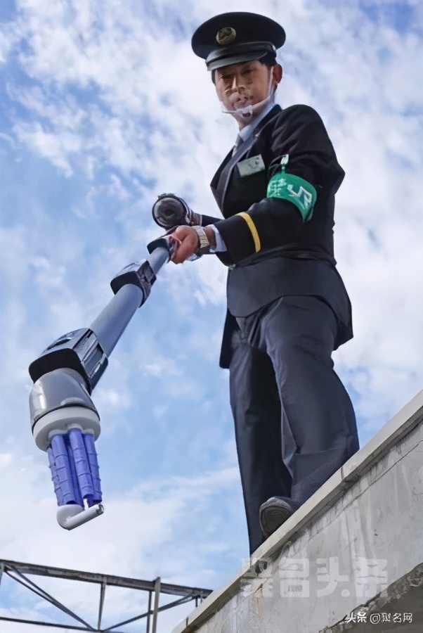 松下吸拖一体吸尘器如何充电,airpods吸尘器