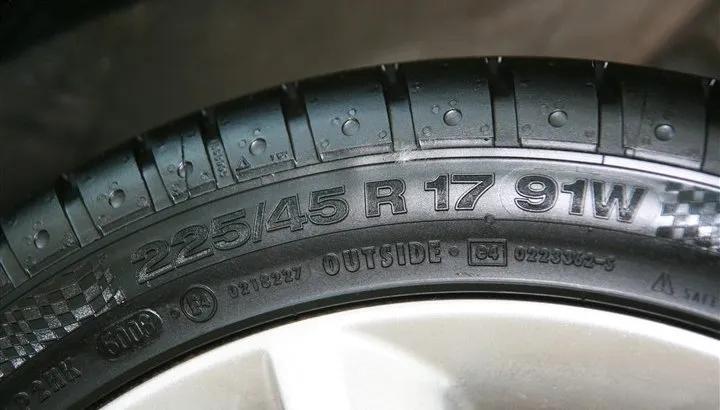 友情提示要不要扣分罚款,汽车上必备的物品才不被罚款