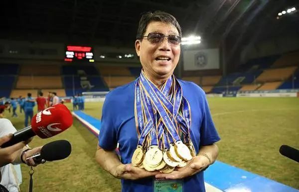 惨败韩国国奥队,韩国男足惨败