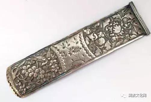 如展画轴—清代满族民间扁方赏析