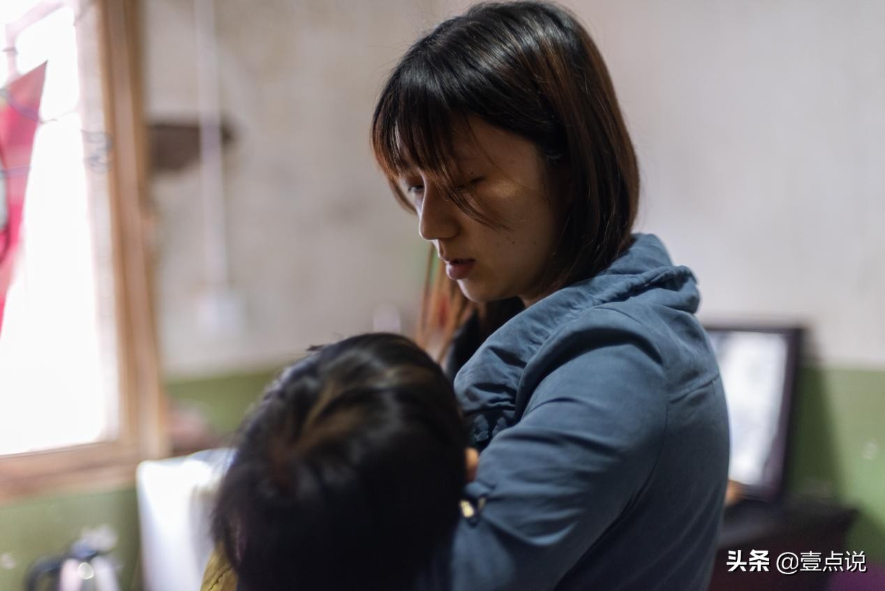 萌娃从小失明却不知真相 (宝宝眼睛险些失明)