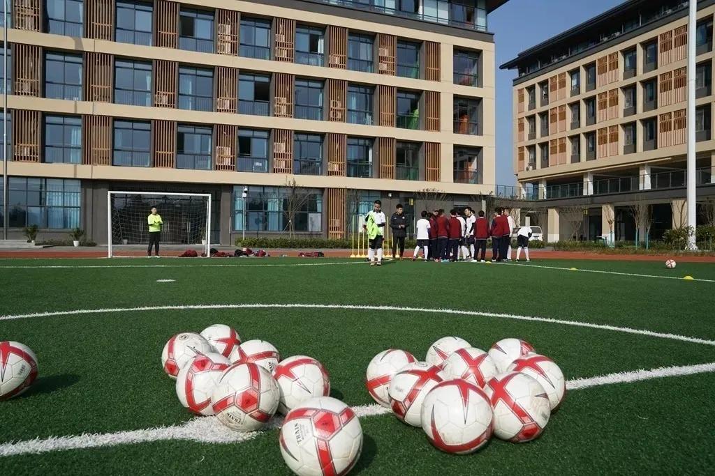 浠庡鍒板唴褰诲簳铚曞彉,鐢卞唴鍒板鍏ㄩ潰鍗囩骇