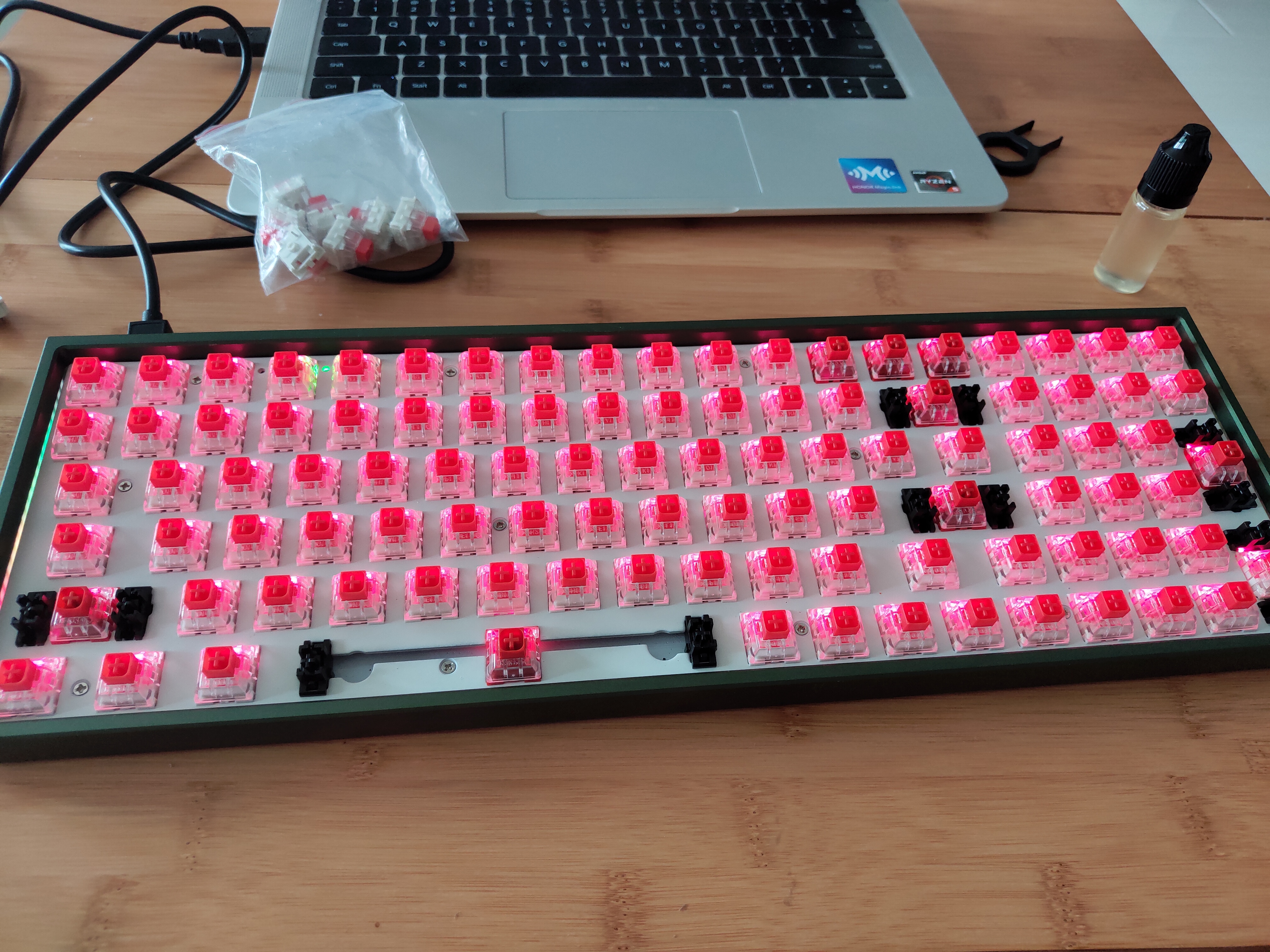 樱桃mx2.0和mx3.0键盘有什么区别,樱桃2.0机械键盘和罗技k845哪个好