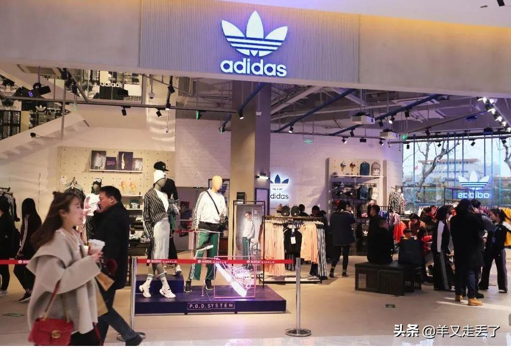 赚我们的钱，心却向着外国，耐克阿迪“已经知道错了”