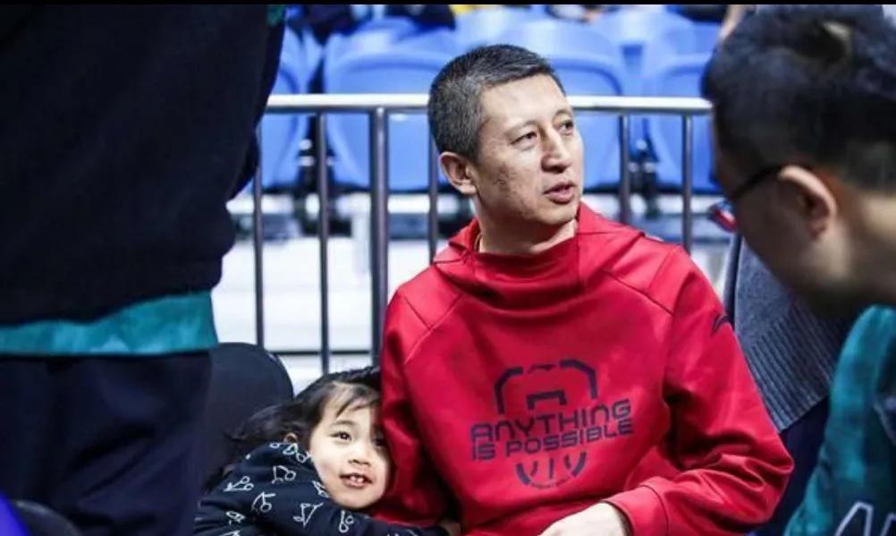 杨鸣郭士强评价杨鸣视频,郭士强离开辽篮和杨鸣有关系吗