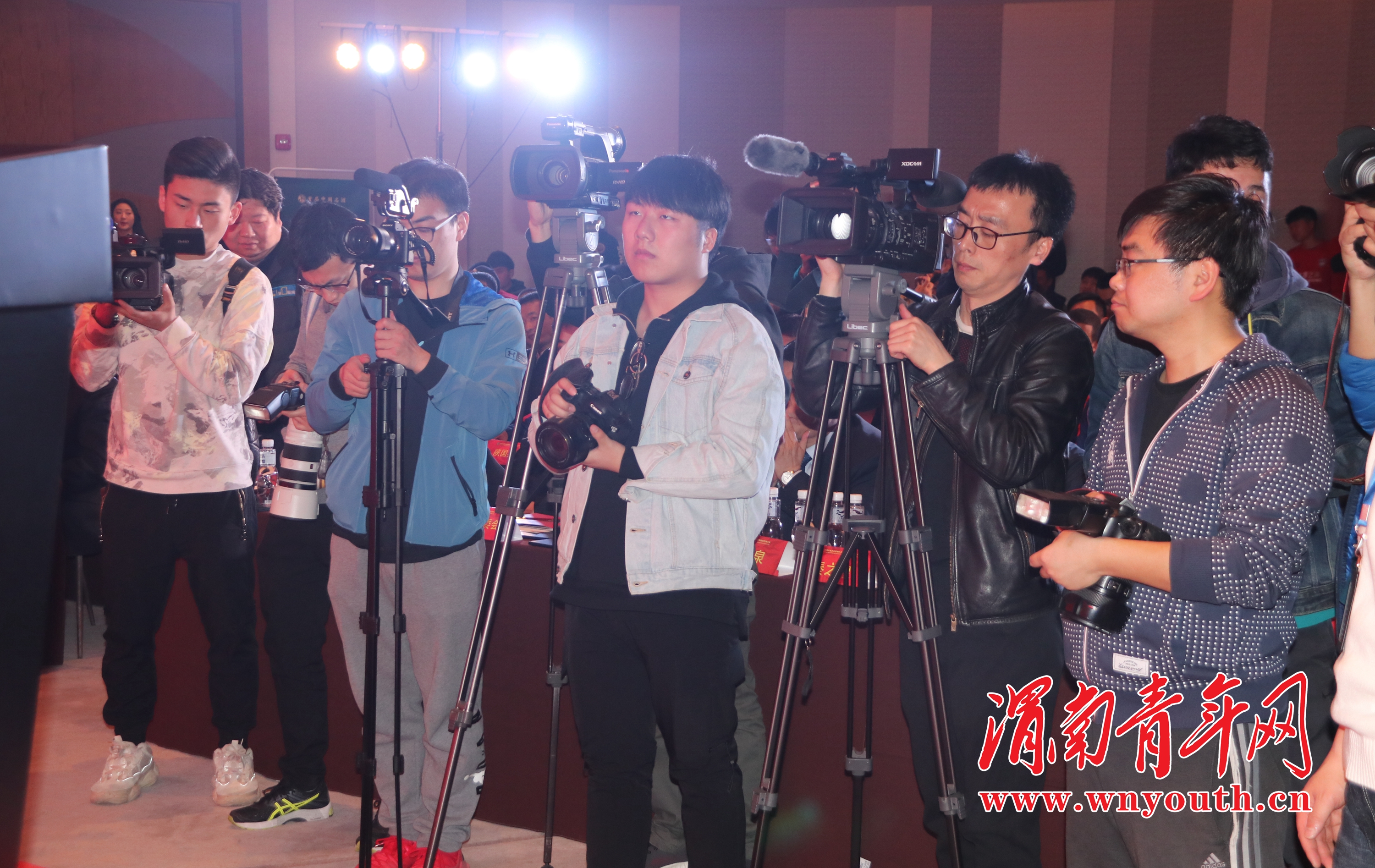 中甲陕西大秦之水直播赛事,陕西大秦之水出征仪式