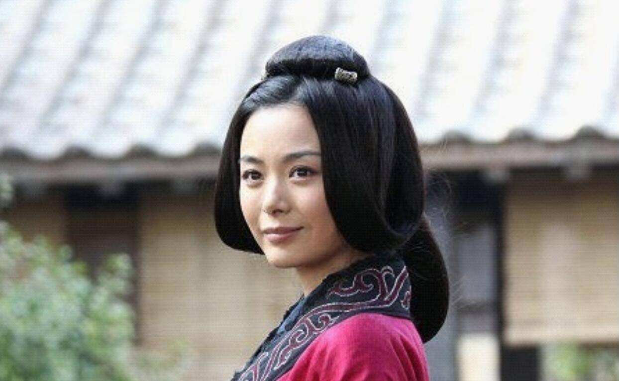 曹操对关羽那么好为什么关羽会走,曹操和关羽私下关系