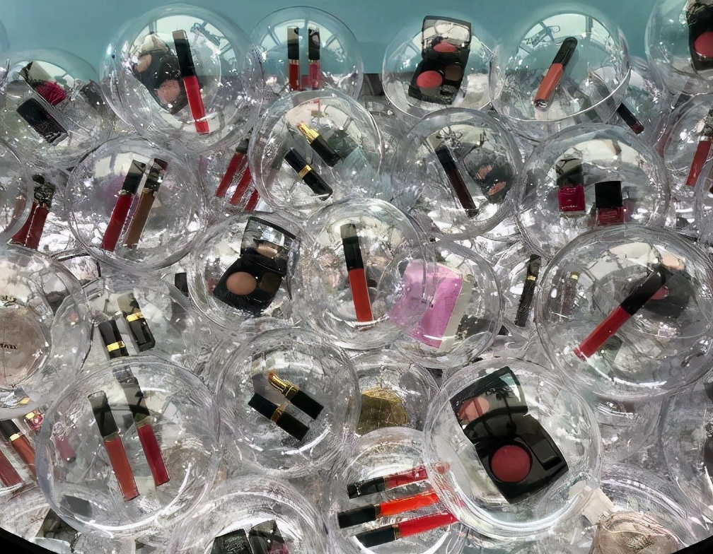 看李焕英能化妆吗,看李焕英一定会哭吗