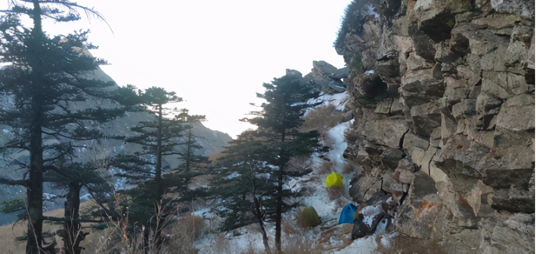 光鹿跑兵冰徒步,秦岭光鹿跑冰穿越攻略