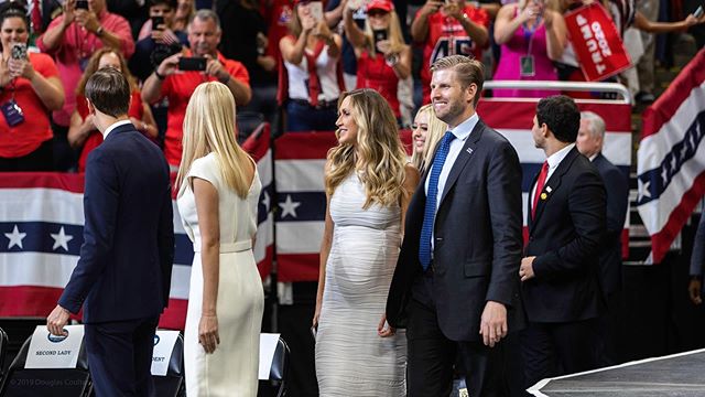 特朗普与伊万卡发言,特朗普参加伊万卡集会