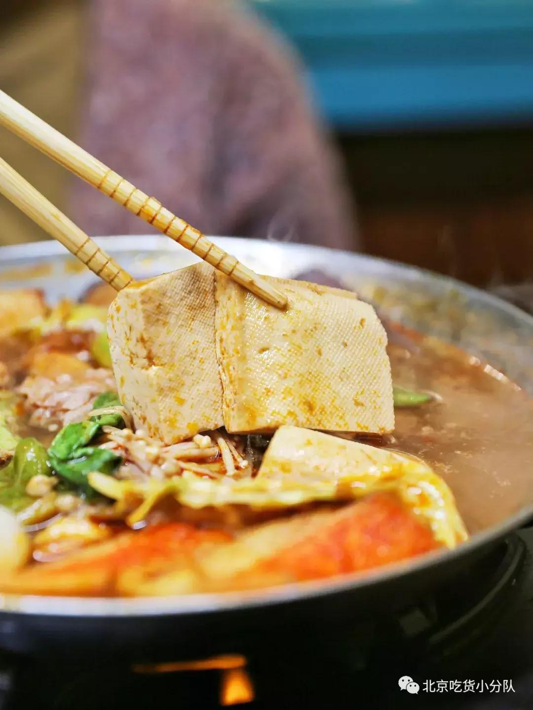 台湾最有人气的便当店,专做外卖卤肉饭