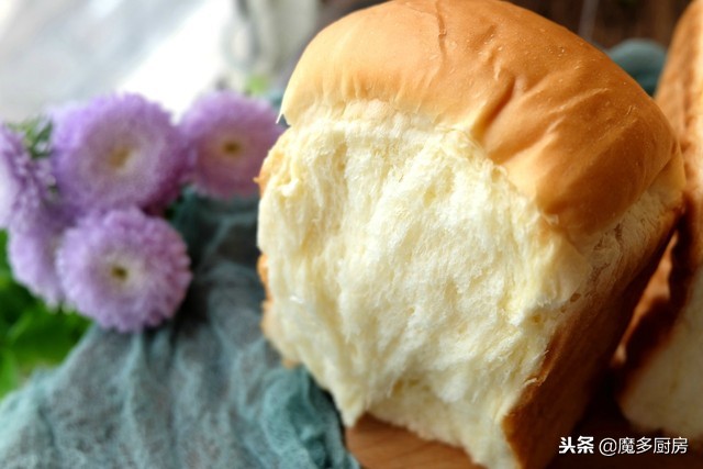 超级柔软细腻拉丝的吐司面包做法,怎么才能做出好吃的厚吐司面包