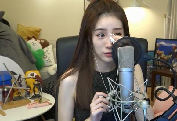 女主播直播年入百万是真的吗,年入百万的女主播