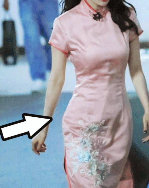 盘点有哪些明星在舞台上露过腹肌,假腹肌假翘臀