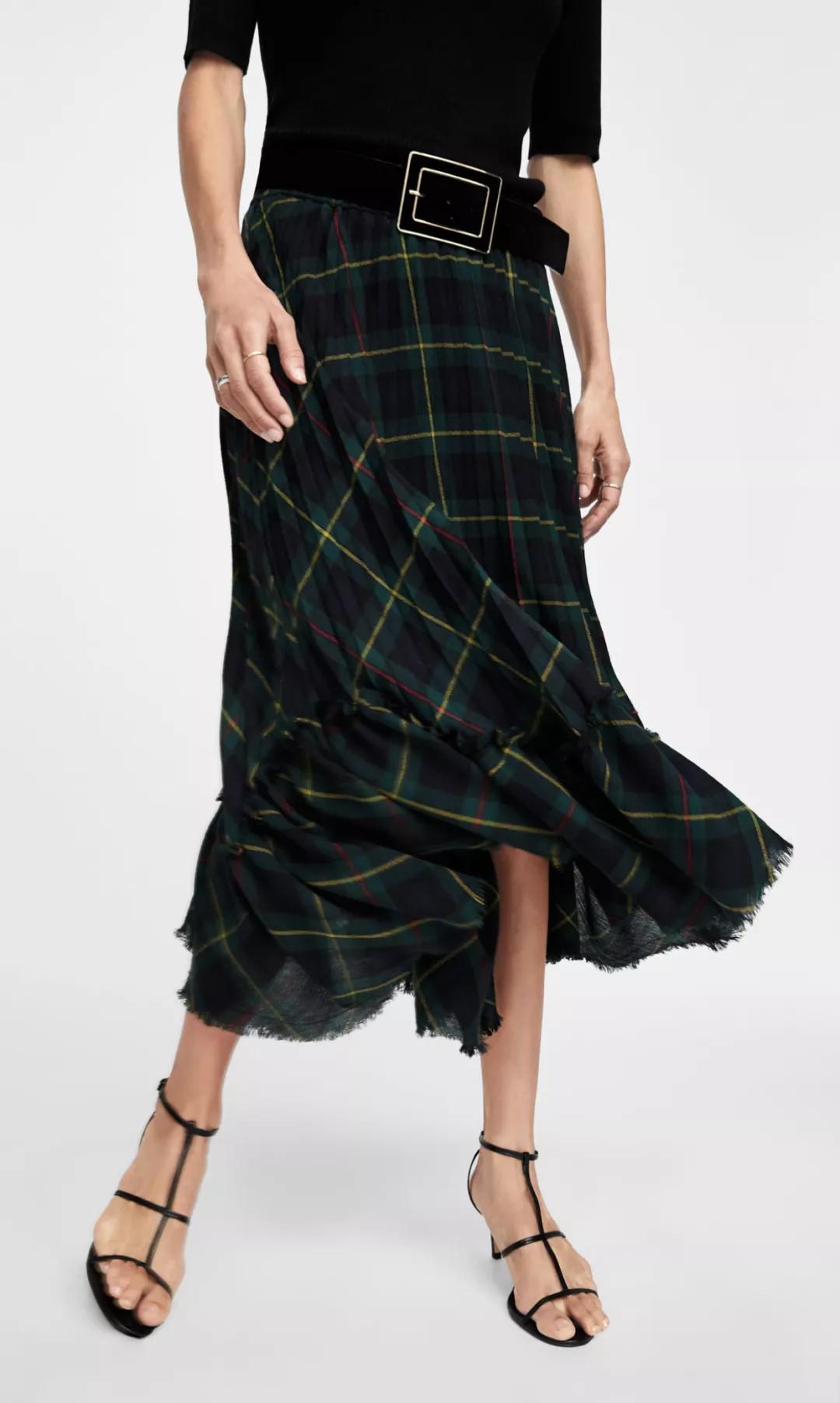 早春风衣穿搭高级感,早春穿搭颜色毛衣外套