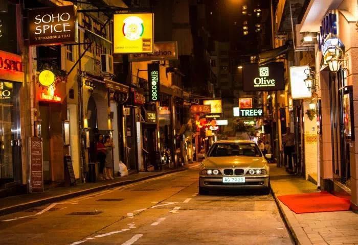 港片电影里的老街,香港的市井生活老电影