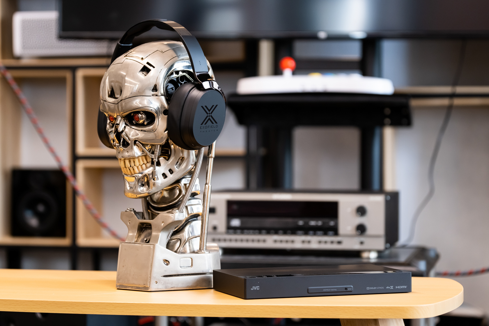 有了全景声耳机，还要不要家庭影院？JVCXP-EXT1无线影院试用