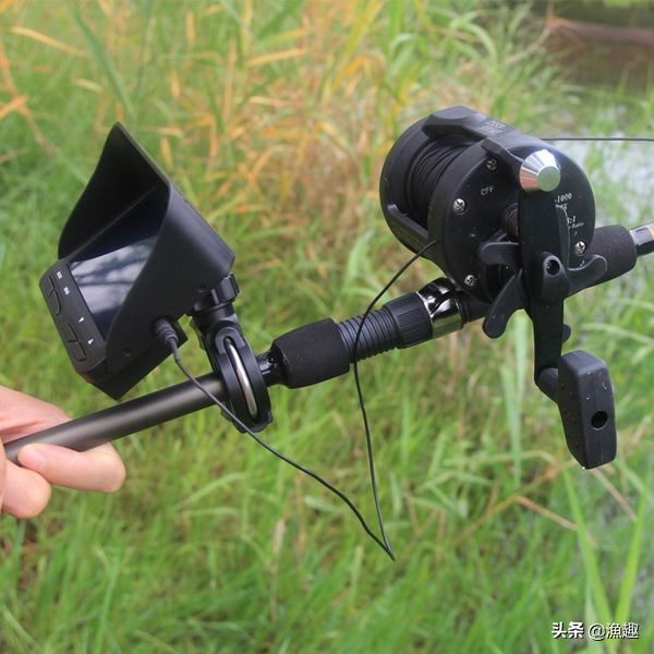 垂钓已经满足不了钓鱼人了“可视锚鱼”一种新型贪婪的捕鱼方式