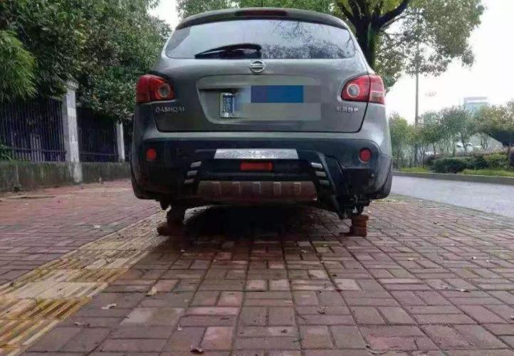 宝马轮胎偷不走如何换胎,为什么宝马轮胎偷不走