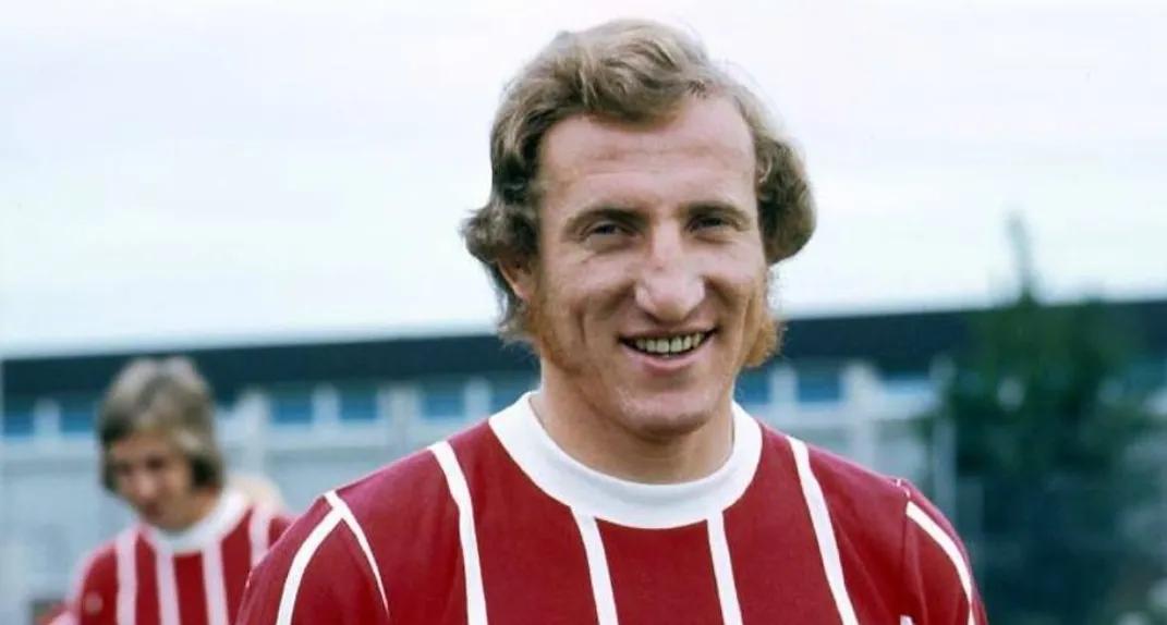 拜仁慕尼黑历史最佳阵容,欧洲足坛最佳阵容