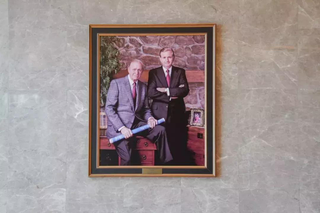 睡进这间藏身青山湖边的理想酒店，一起探寻临安城的悠居岁月~