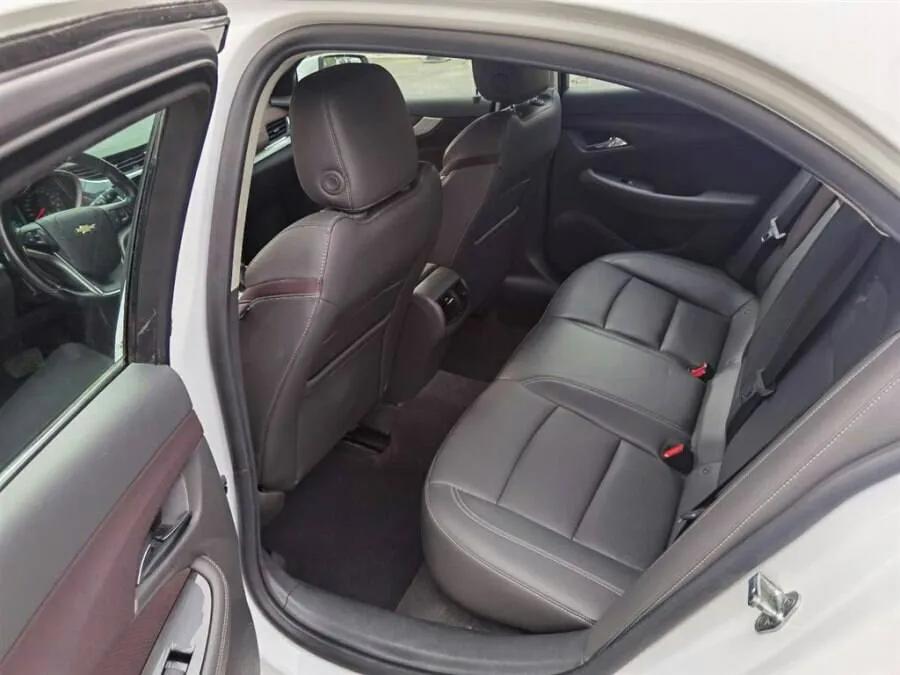 雪佛兰迈锐宝2.0白色黑顶街拍,雪佛兰迈锐宝拆车测评