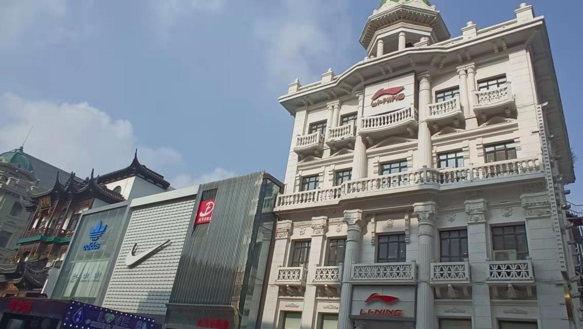 李宁vs安踏球员阵容,李宁vs安踏篮球鞋图片