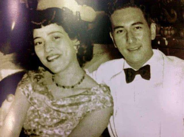 香港女子被抛弃,香港女星被富豪抛弃生三子