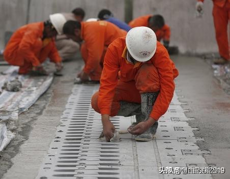 桥梁80型伸缩缝如何施工,桥梁伸缩缝的设计